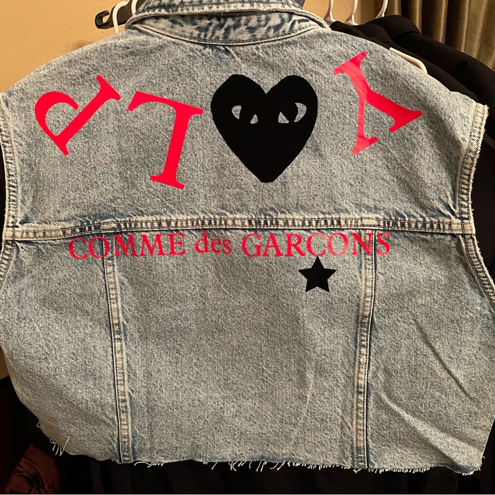 Customized denim crop jacket vest